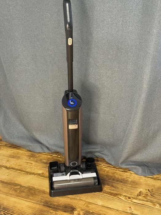 Акумуляторний миючий пилосос новий