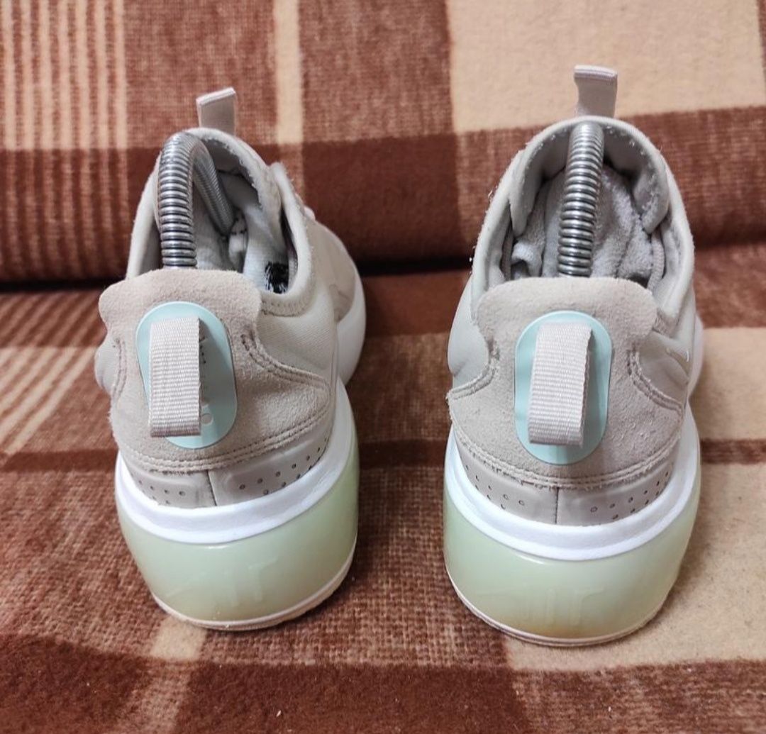 Оригінальні жіночі кросівки Nike air 40р