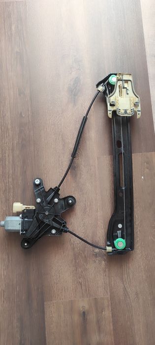 Продам деталі задньої дверк Ford Fusion 13-17 г