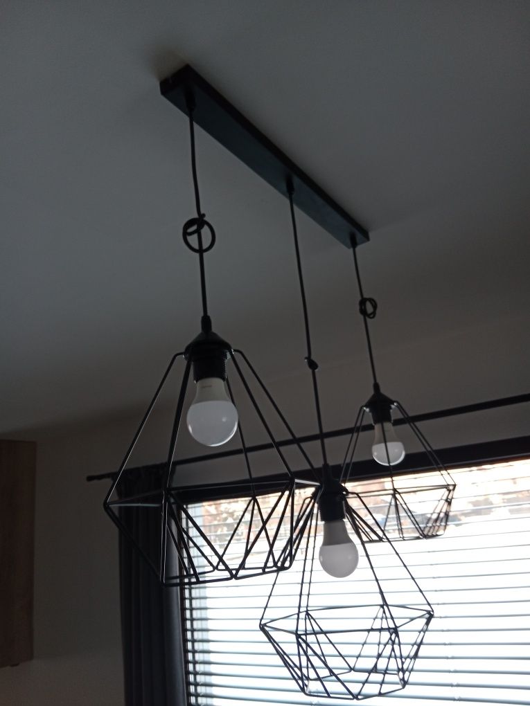 Wisząca lampa loft