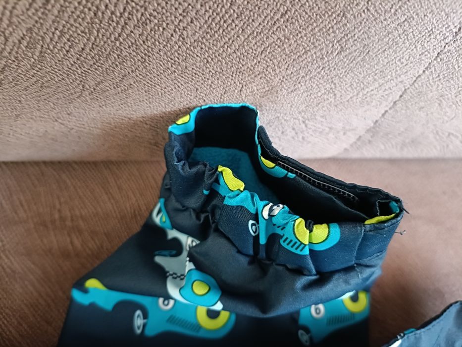 Kurtka dziecięca przeciwdeszczowa