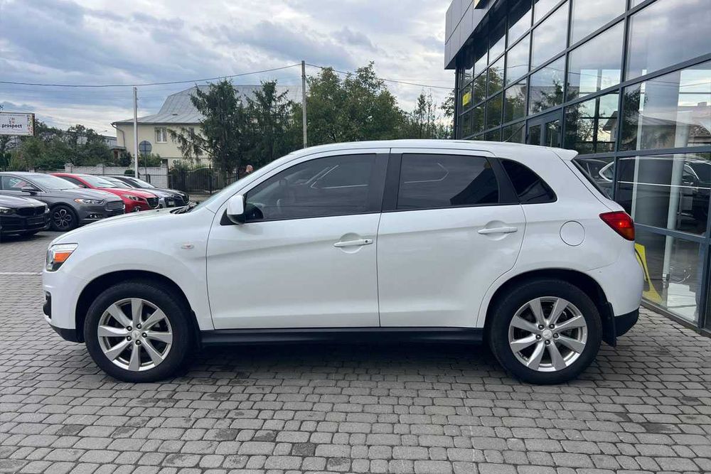 Mitsubishi Outlander Sport 2013