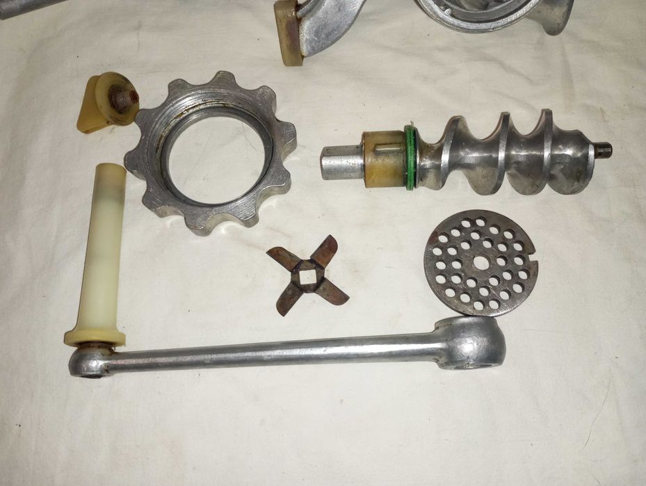 Мясорубка ручная пресс для чеснока насадка колбасы соковыжималка набор