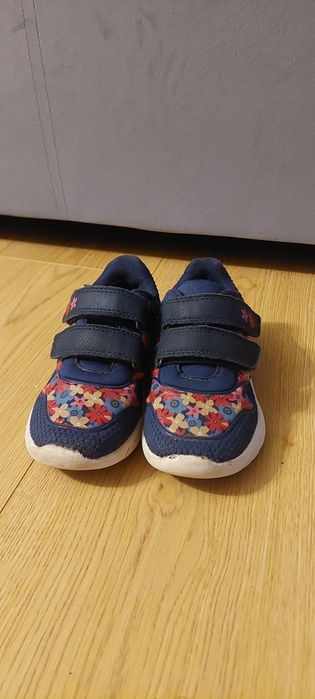 Adidasy lupilu 28