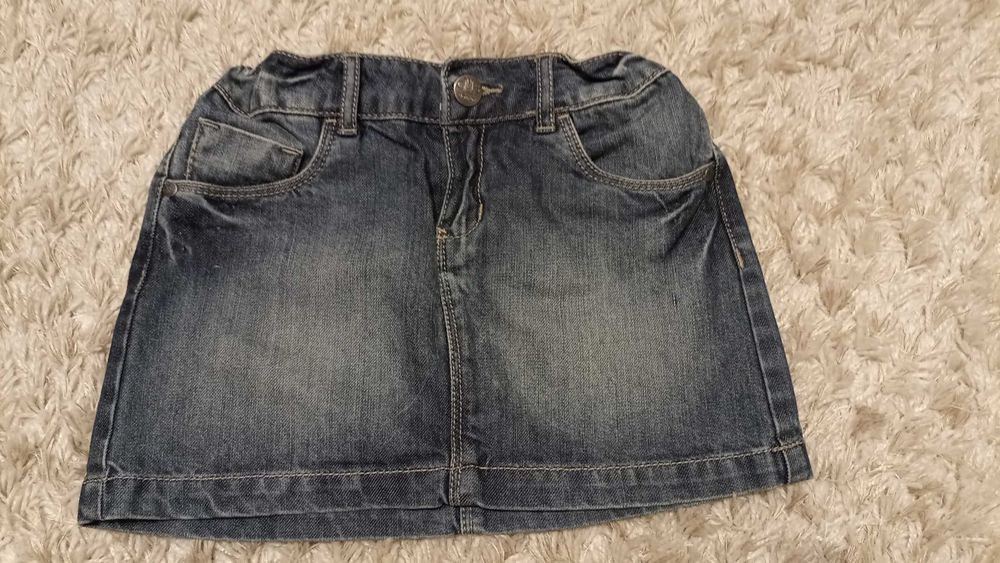 Jeansowa spódniczka rozmiar 110