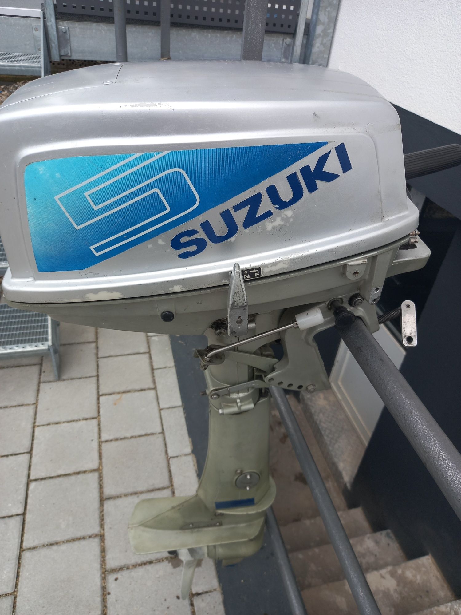 Suzuki 5 2 такта лодочный мотор