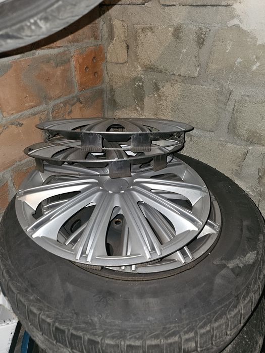 5x112 Koła z oponami zimowymi i kołpakami R15