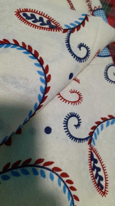 Toalha de mesa 132x180 NOVO