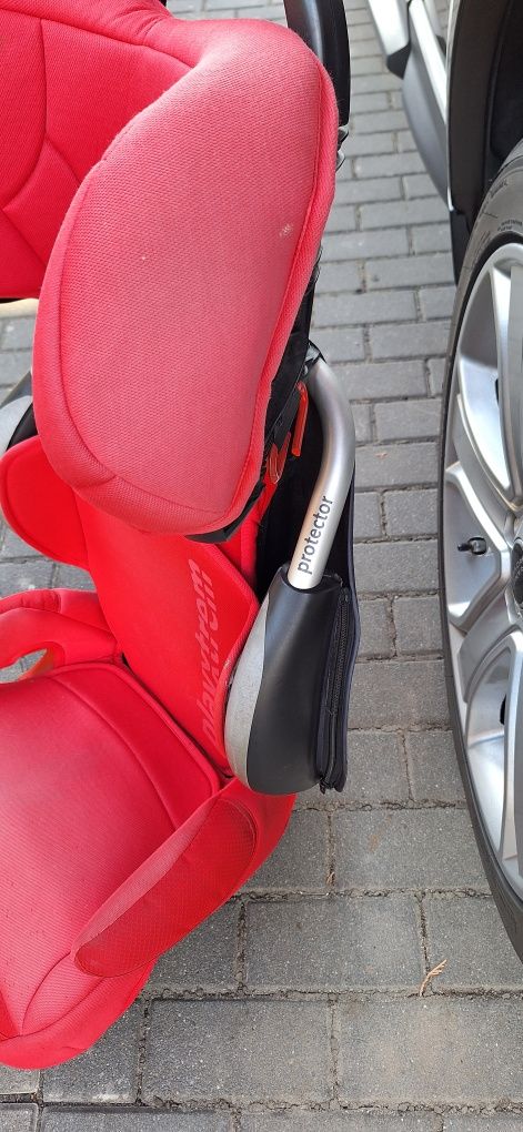 Fotelik Playxtrem Protector FIX 15-36kg ISOFIX