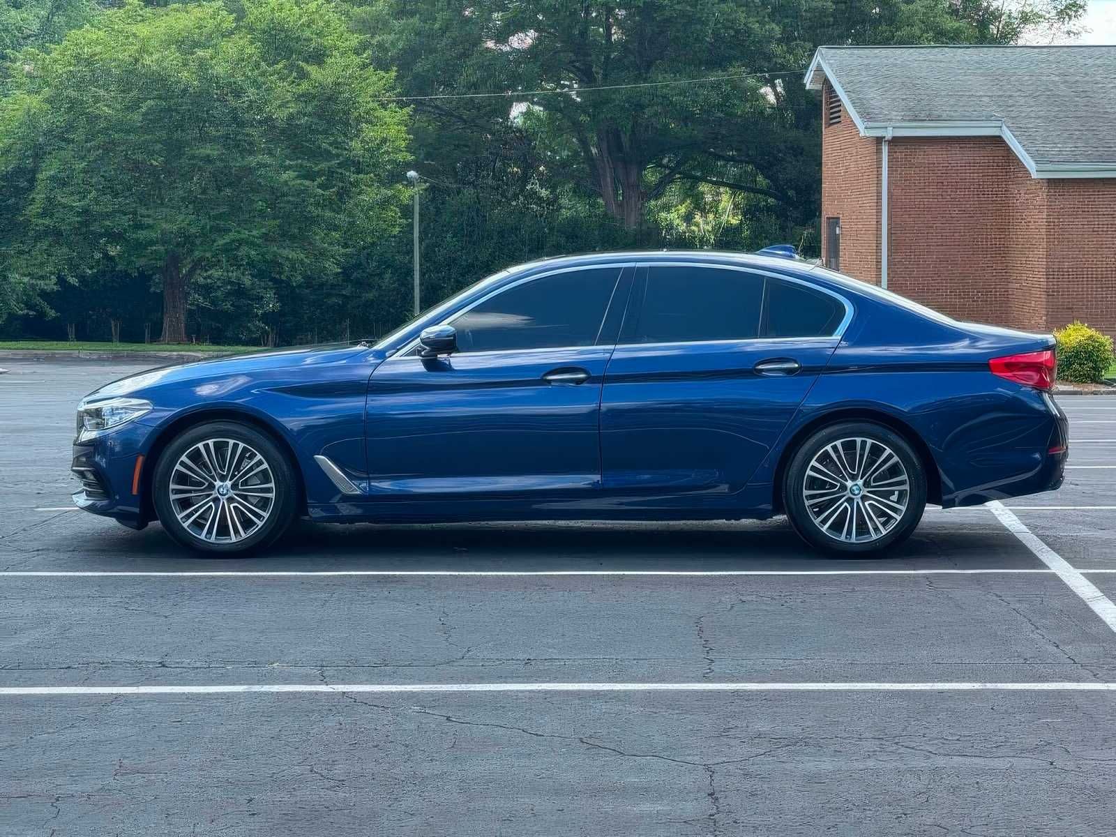 2018 BMW 5 Series 540i