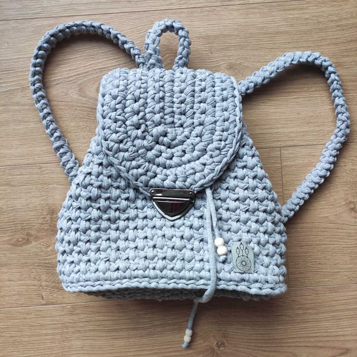 Plecak robiony na szydełku