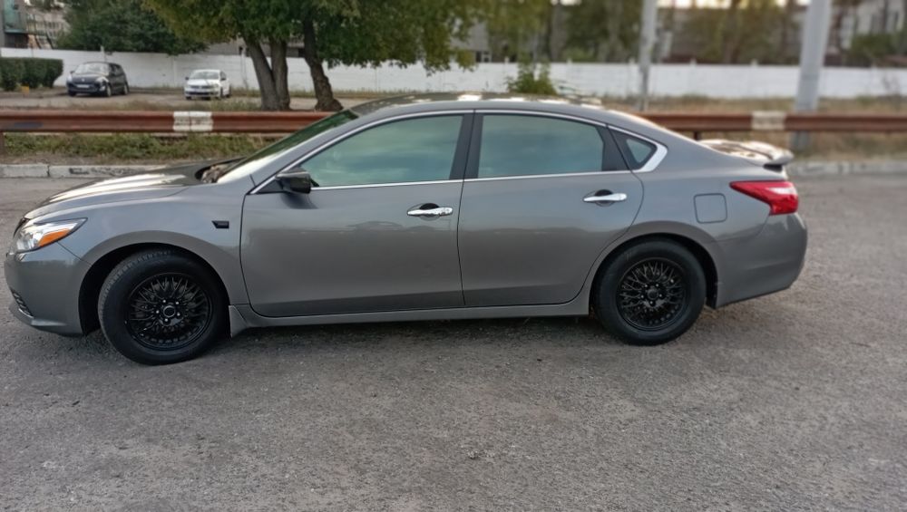 Nissan Altima 2017