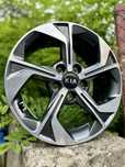 Oryginalne KIA 16 cali Xceed Venga inne 5x114,3 Jak Nowe !!