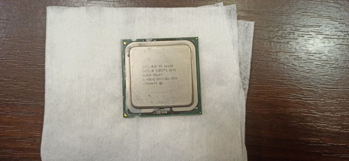 Процесор Intel Core 2 Quad Q6600