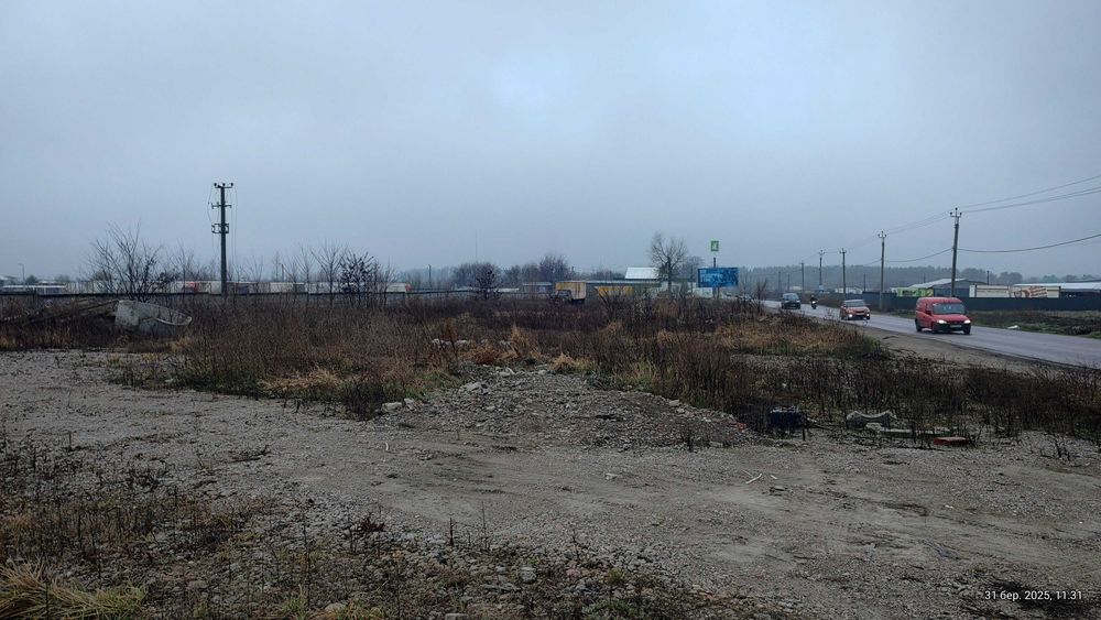Киев 7км Участок7 сот Суперфасад на дорогу Крюковщина Под Коммерцию