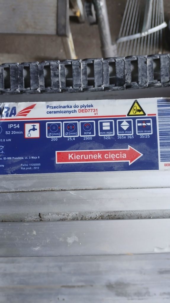 Przecinarka do płytek DEDRA