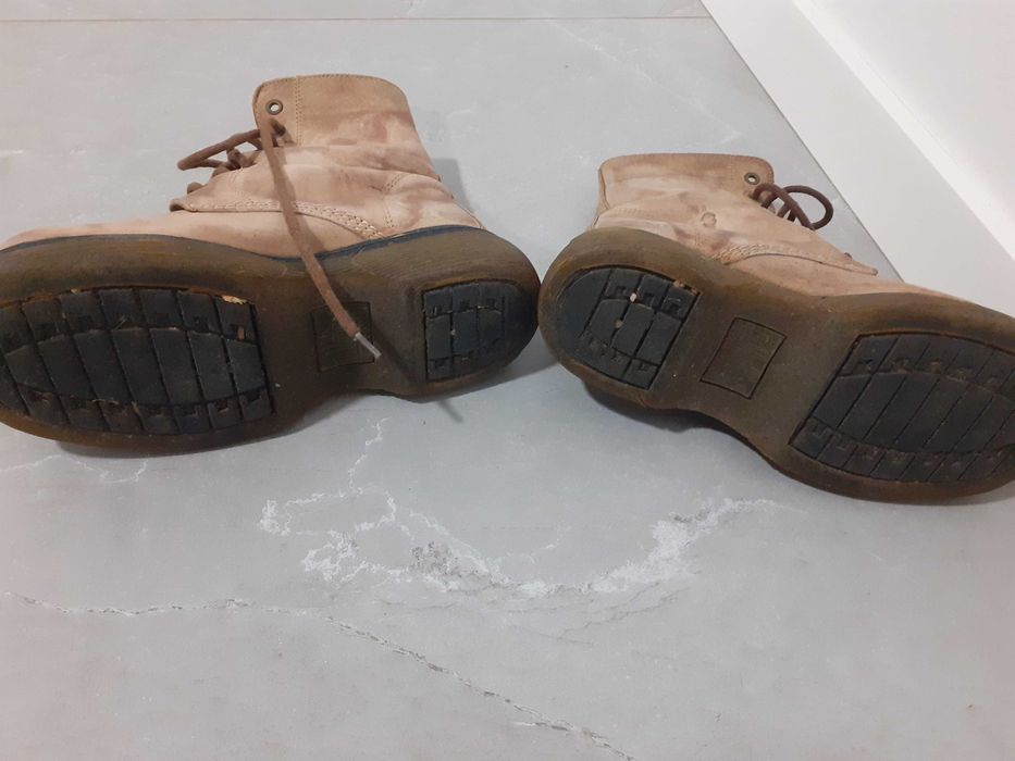 Bota Dr. Martinez 37