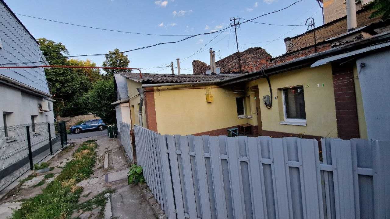 Продам часть дома, Центр. Островского, Озерка