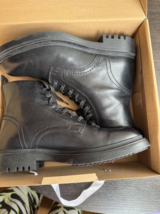 Черевики чоловічі шкіряні Zara