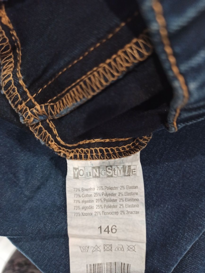 Spodnie jeansy na gumce rozm 146