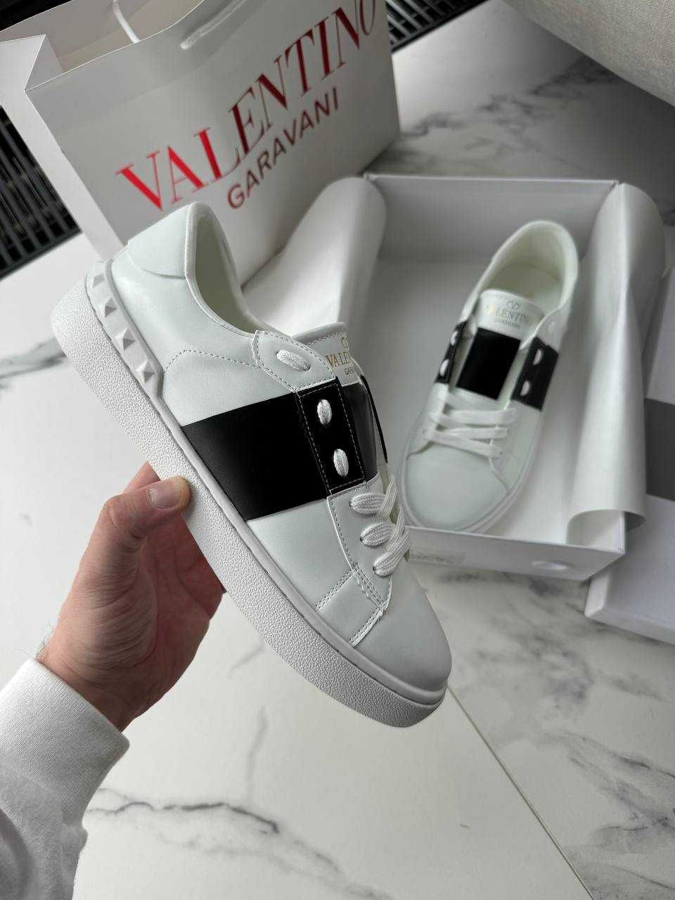 Кросівки Valentino 11 White/Black premium