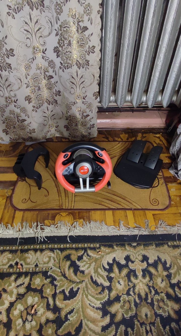 Продам, игровой руль gemix fwr 3