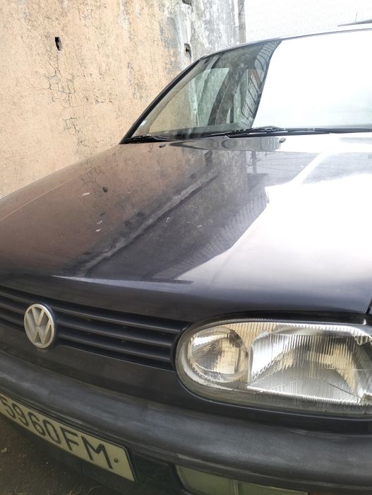 VW golfe III preto