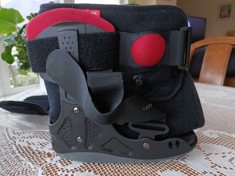 Orteza Ottobock. Malleo Immobil Air Walker 50S14-1 Low, rozmiar S