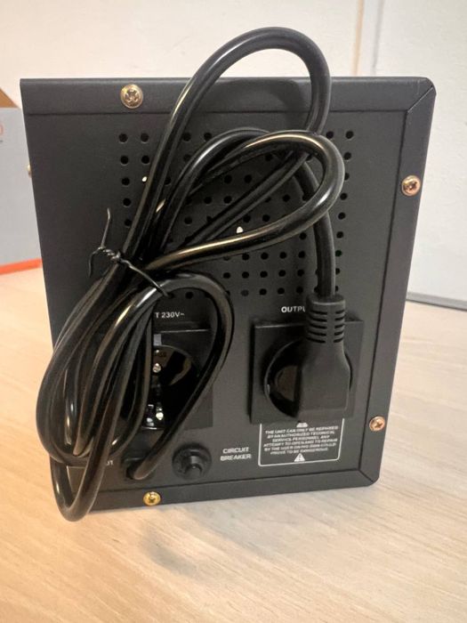 Безперебійник Ferroli GUARD 800 480W 800VA 15А чиста синусоїда