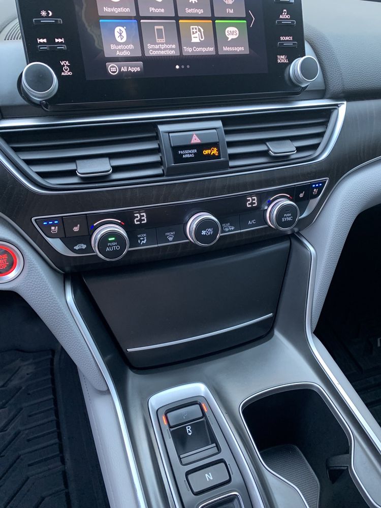 Honda Accord X 2.0 Touring