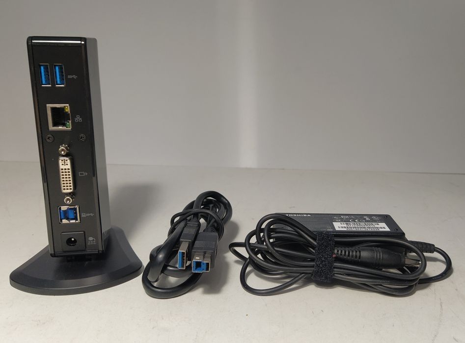 Toshiba DynaDock V3.0+ Docking Station64286066605826123