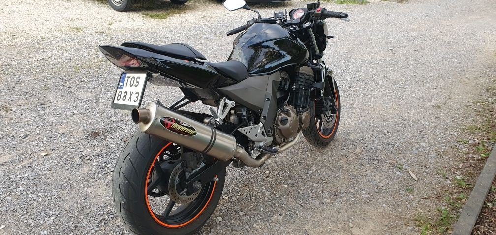 Kawasaki z750.  04 rok