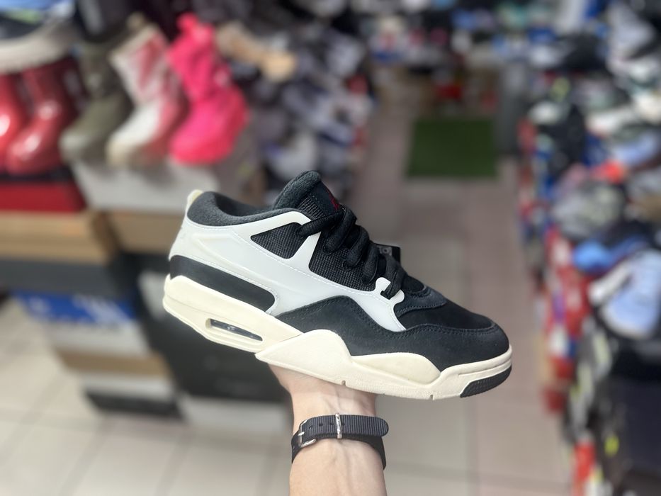 Кросівки Nike Jordan 4 RM ( РОЗМІР 40, 40.5, 41 )