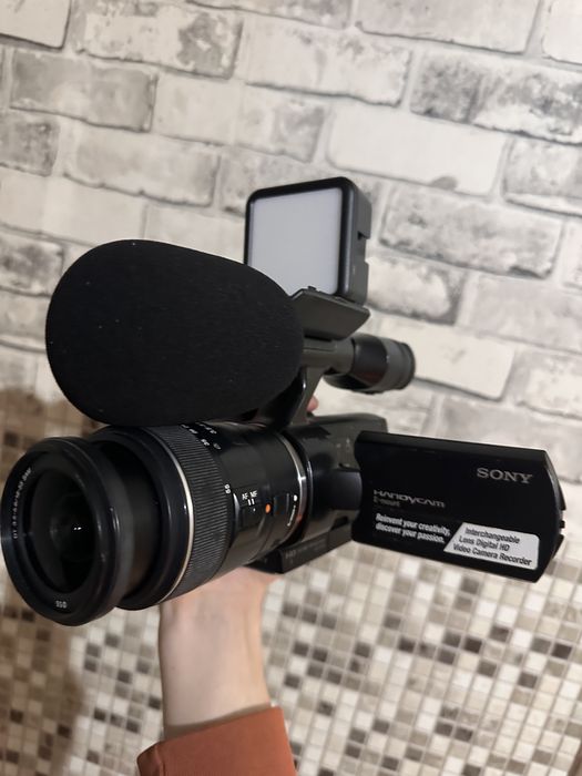 Kamera SONY NEX-VG10