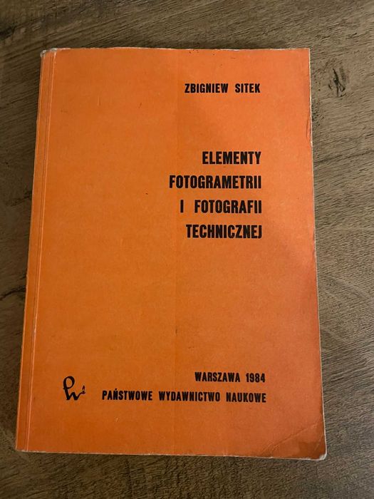 Elementy fotogrametrii i fotografii technicznej  Zbigniew Sitek