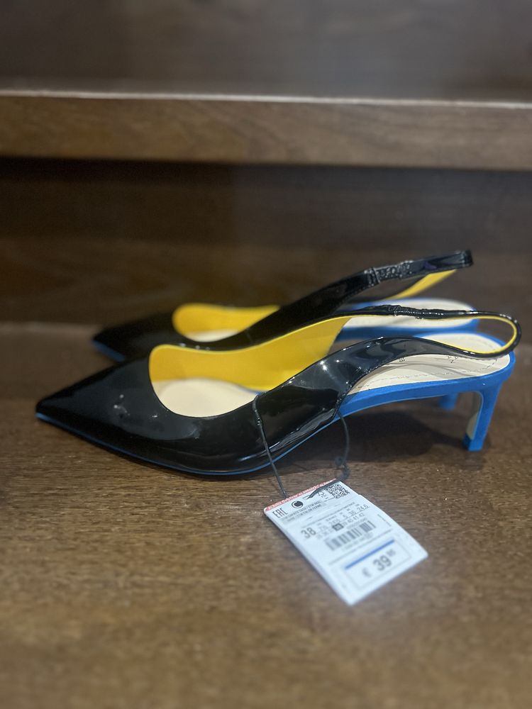 Nowe Lakierowane buty ZARA na obcasie z odkrytą piętą, rozmiar 38