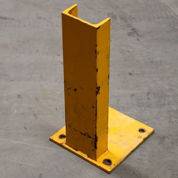 Uchwyt typu C do odbojnic drewnianych H-40 cm