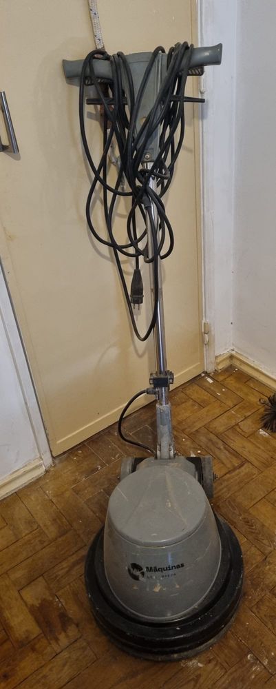 Vende-se Afagadora