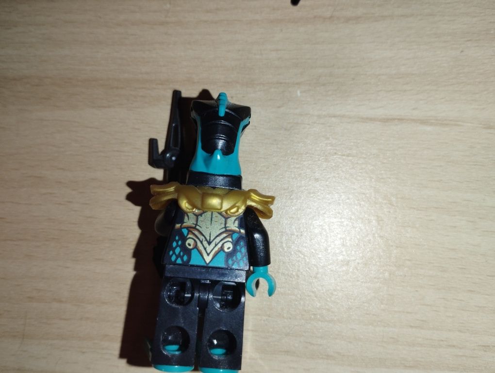 LEGO Ninjago figurki węży z 15 sezonu