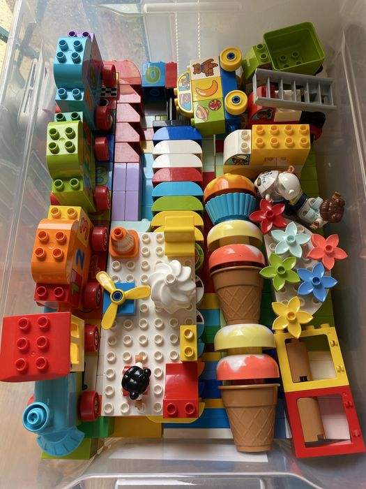 Lego Duplo usado sem instruções