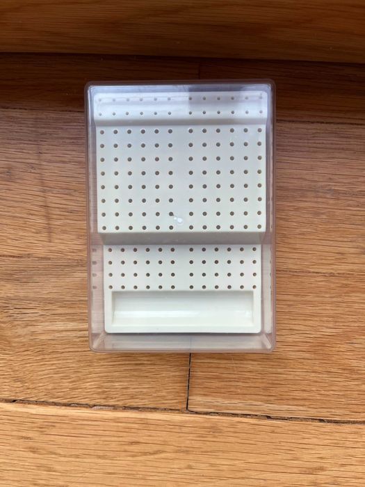 Broqueiro Dentista pequeno