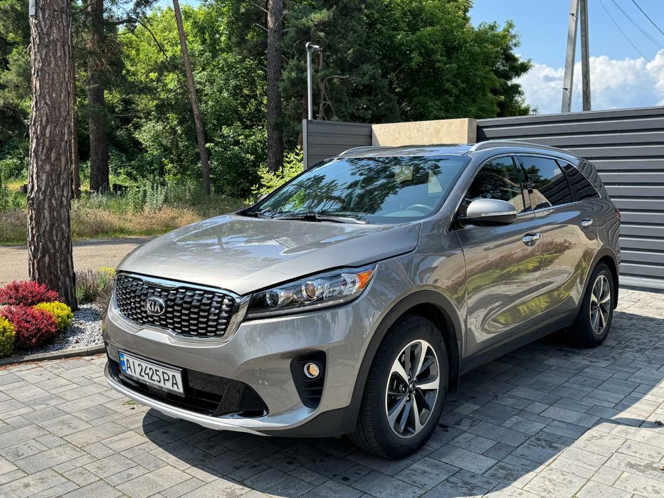 KIA SORENTO 3.3 в ідеальному стані, маленький пробіг