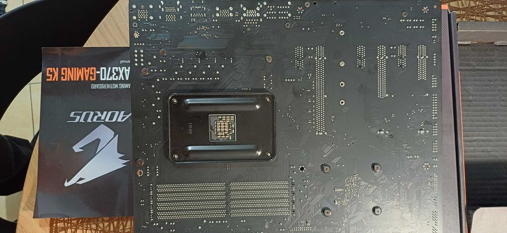 Płyta główna GA-AX370 Gaming K5 + procesor Ryzen 5 1600