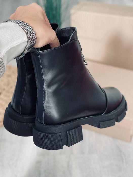Черевики зимові шкіряні чорні. Женские ботинки кожаные зимние