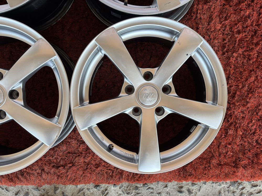 Renault Megan Scenik Zoe Daster Honda Hyundai Kia R16 5x114,3