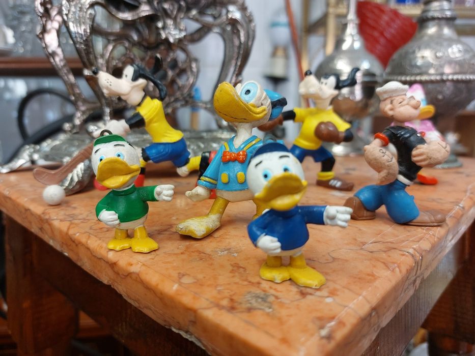 Conjunto de bonecos Disney, da marca Maia Borges - 10€ cada 

"Maia Bo