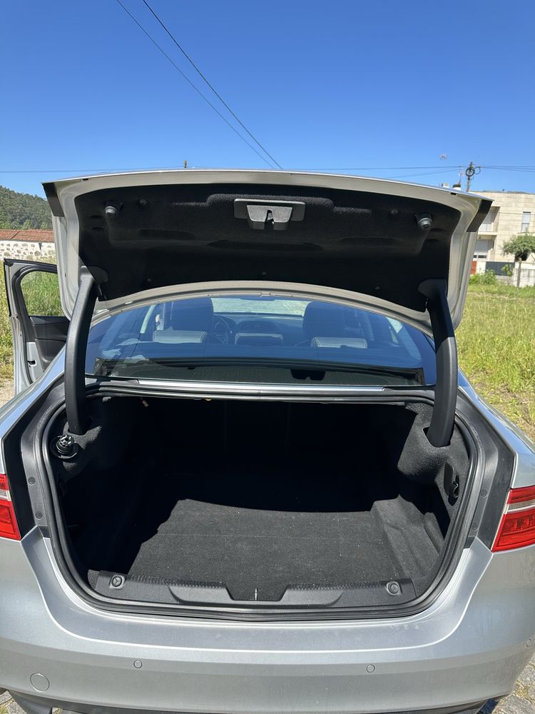 Jaguar Xe 2.0 Prestige