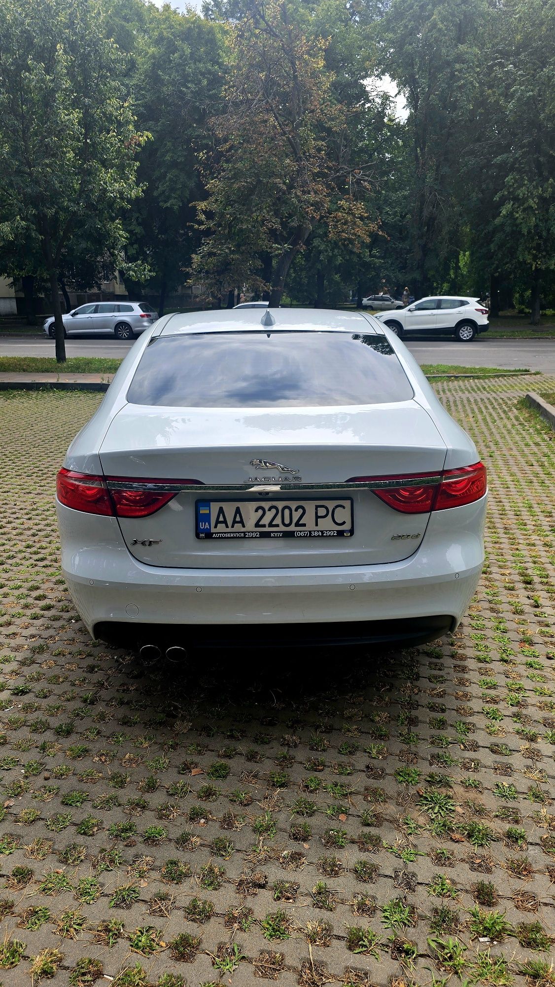 Jaguar XF офіціал 2016(2015) 2.0D