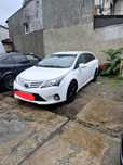 Sprzedam Toyota Avensis 1.8