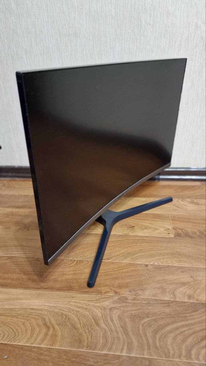 Mонитор 27" Samsung Curved C27R500